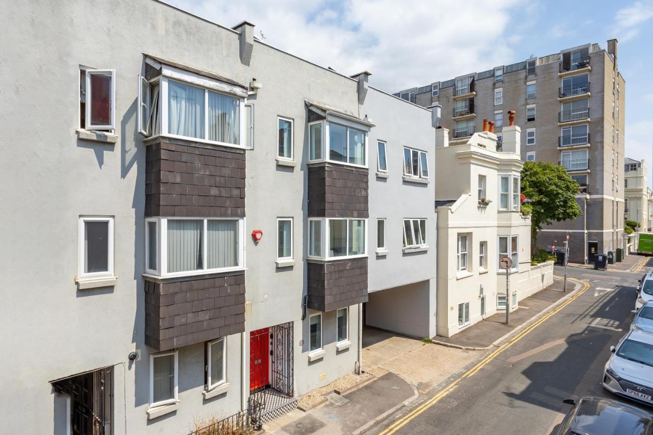 Beachside Retreat 2-Bedroom Gem With Free Private Parking & Outdoor Space Brighton Kültér fotó